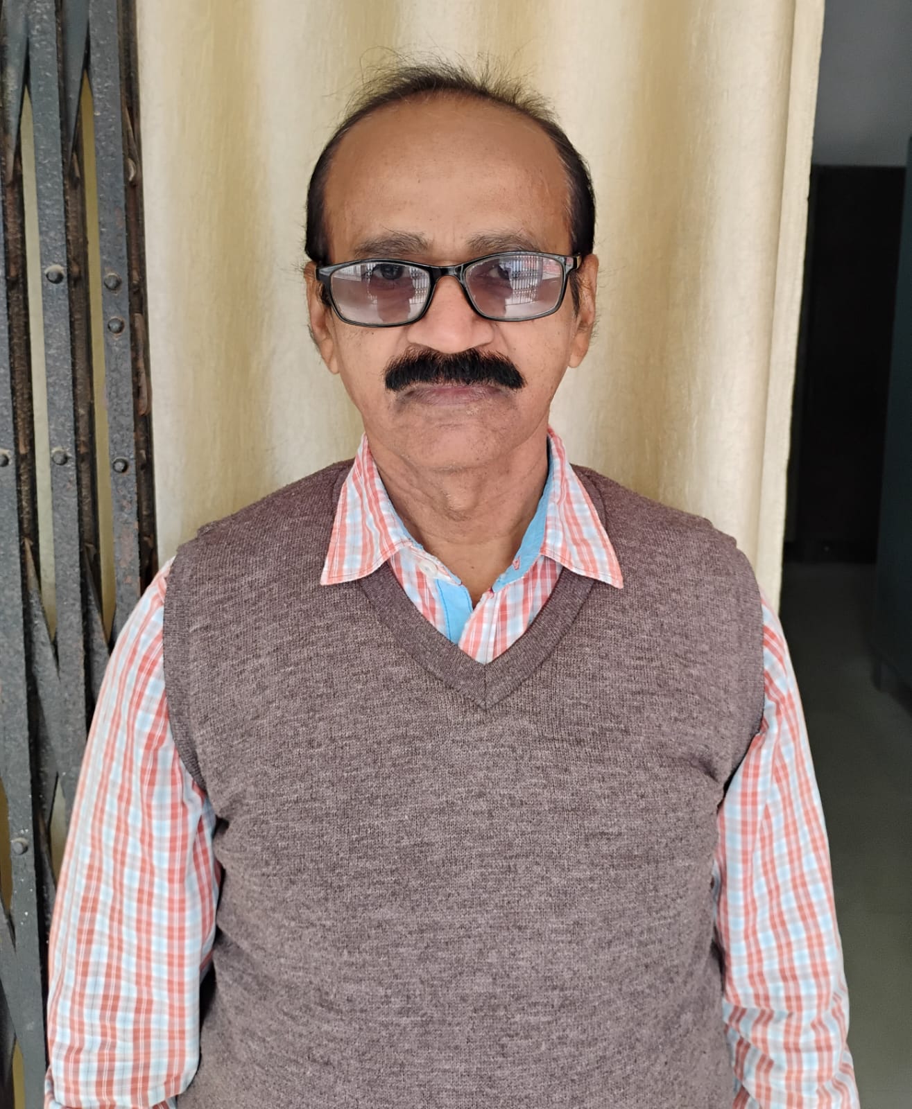 Dr. Manoj Kumar Mandal